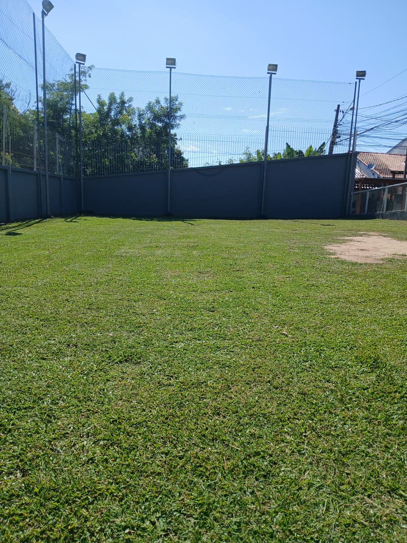 Trabalho de jardineiro por AL Jardinagem