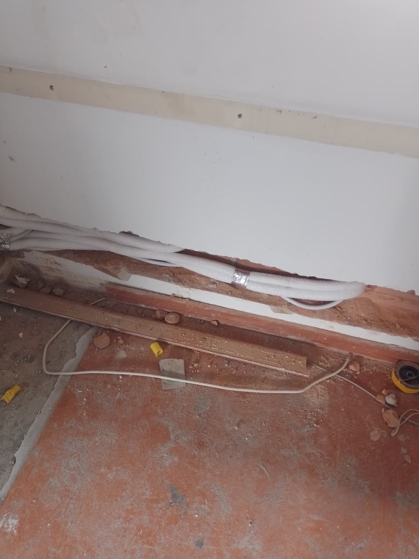 Trabalho de técnico em refrigeração por Gouvêa