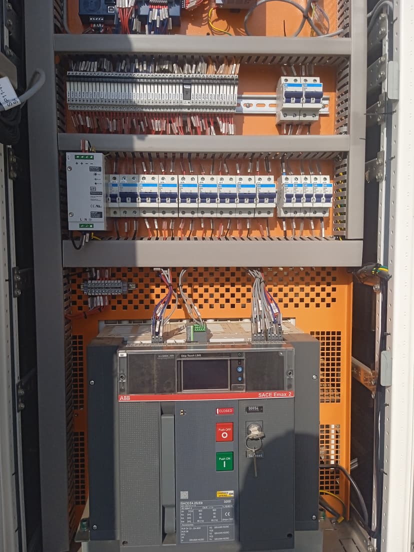 Trabalho de eletricista por Felipe