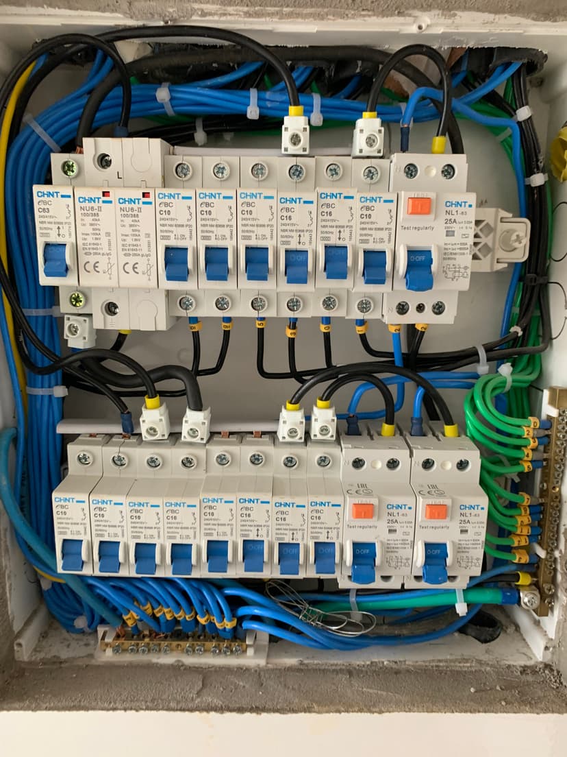 Trabalho de eletricista por José Araújo