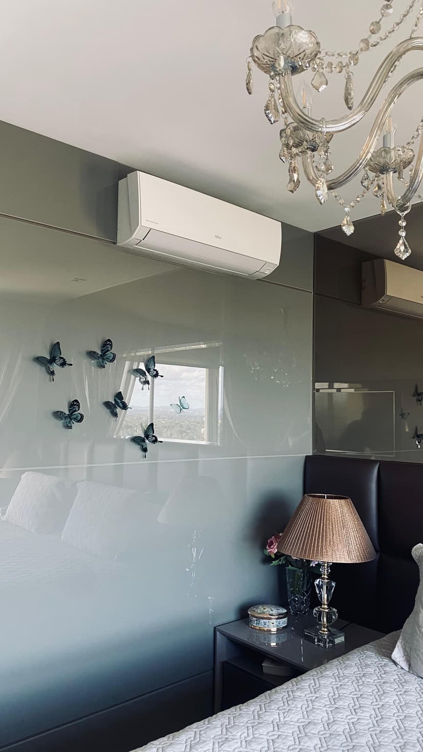 Trabalho de técnico em ar condicionado por Eldrick