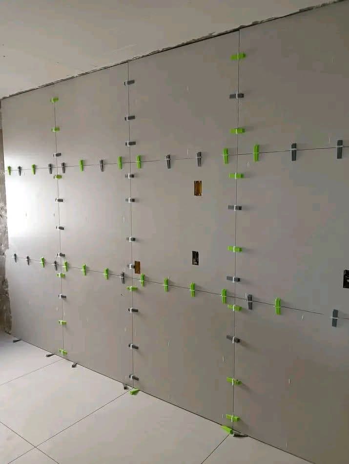 Trabalho de azulejista por KEVIN FELIPE DA SILVA