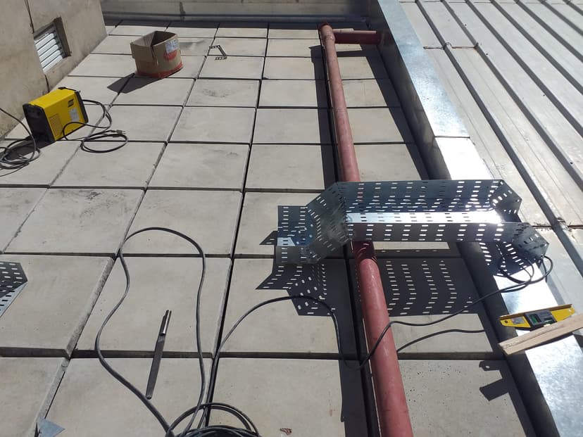 Trabalho de eletricista por LP VOLTS