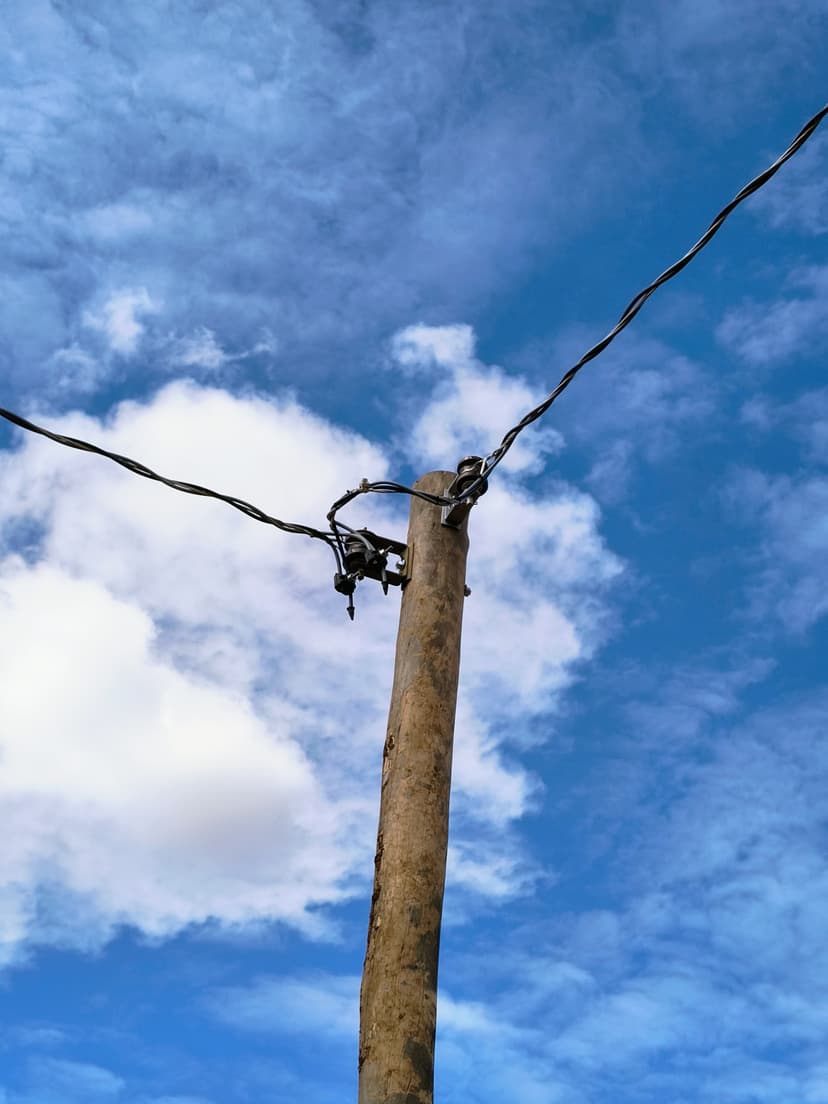 Trabalho de eletricista por LW Instalações Elétricas