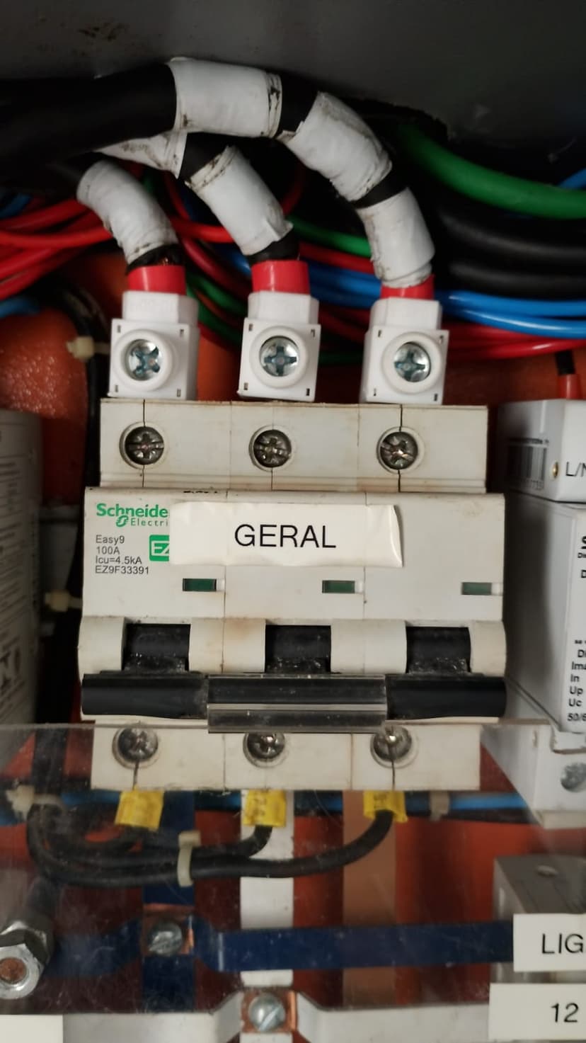 Trabalho de eletricista por Allan_eletricista