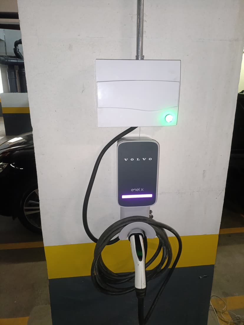 Trabalho de eletricista por Gigante