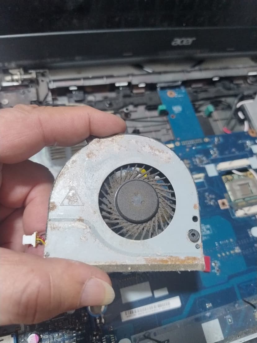 Trabalho de técnico em informática e eletrônicos por Pedro Ferraz