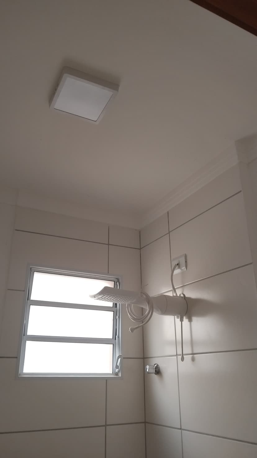 Trabalho de eletricista por NATHANAEL