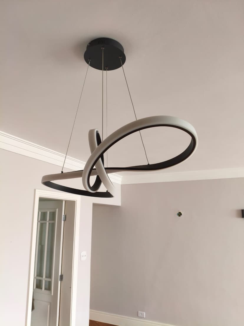 Trabalho de eletricista por Águia Soluções Elétricas