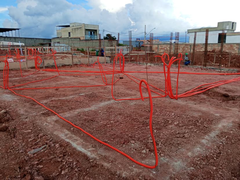Trabalho de eletricista por Grupo LCSUWW