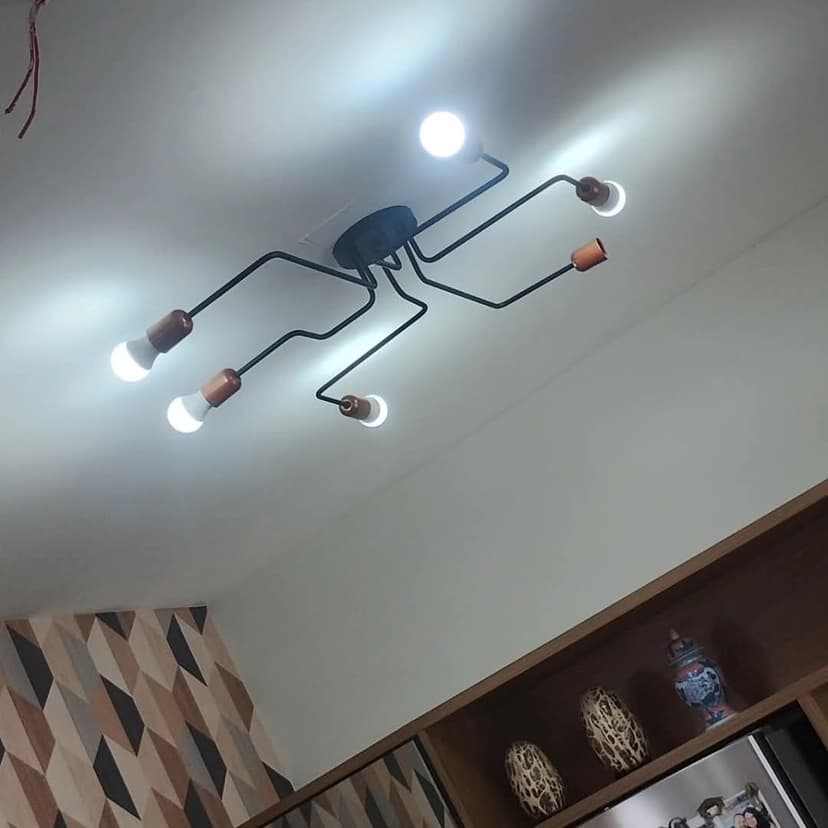 Trabalho de eletricista por GABRIEL CARLOS DA SILVA