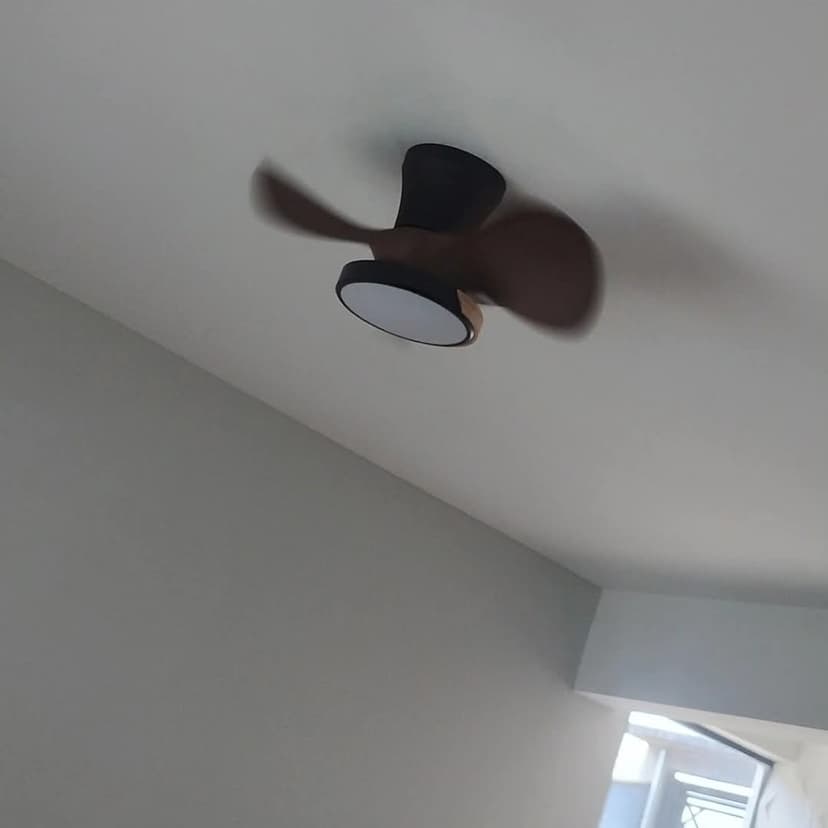 Trabalho de eletricista por GABRIEL CARLOS DA SILVA