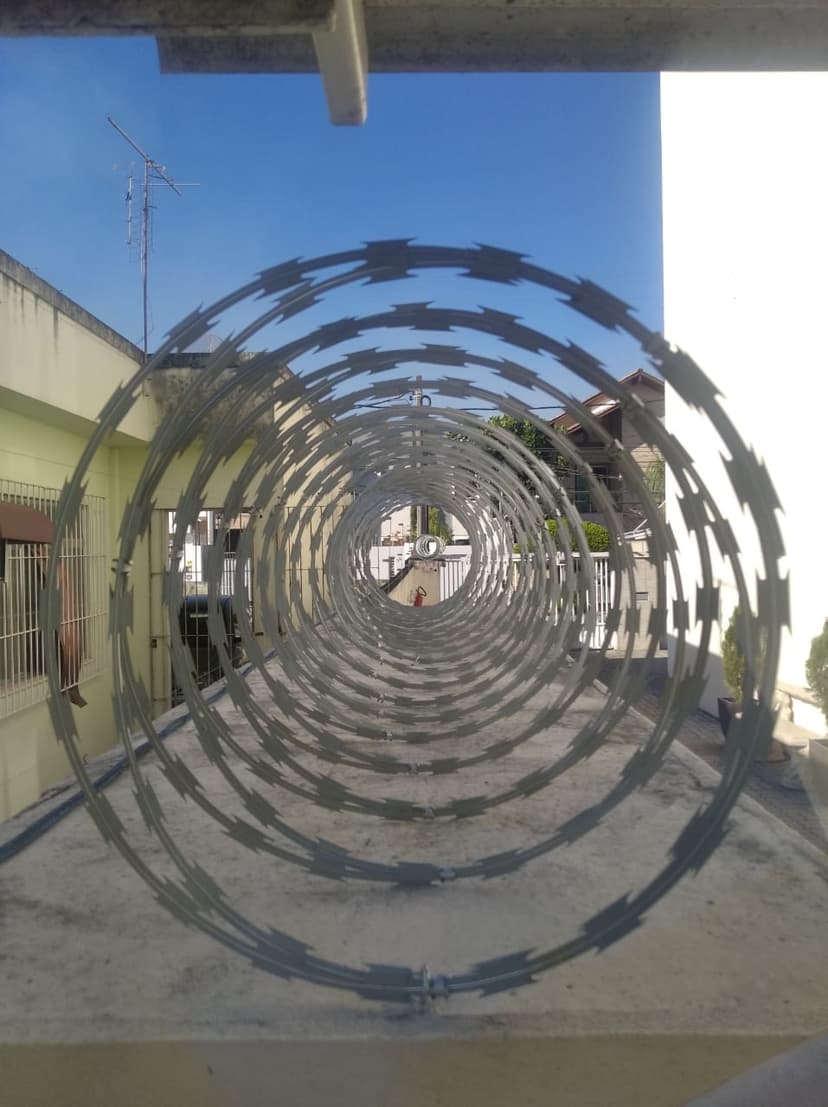 Trabalho de segurança eletrônica por SD PIXEL SEGURANÇA ELETRÔNICA