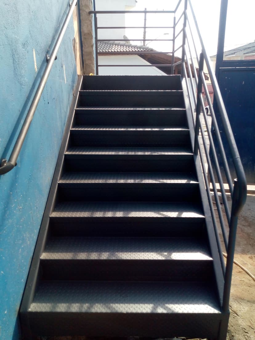 Trabalho de serralheiro por Titan Estruturas Metálicas