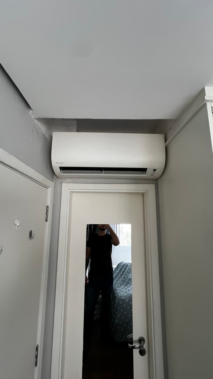 Trabalho de técnico em ar condicionado por GABRIEL VENTURA