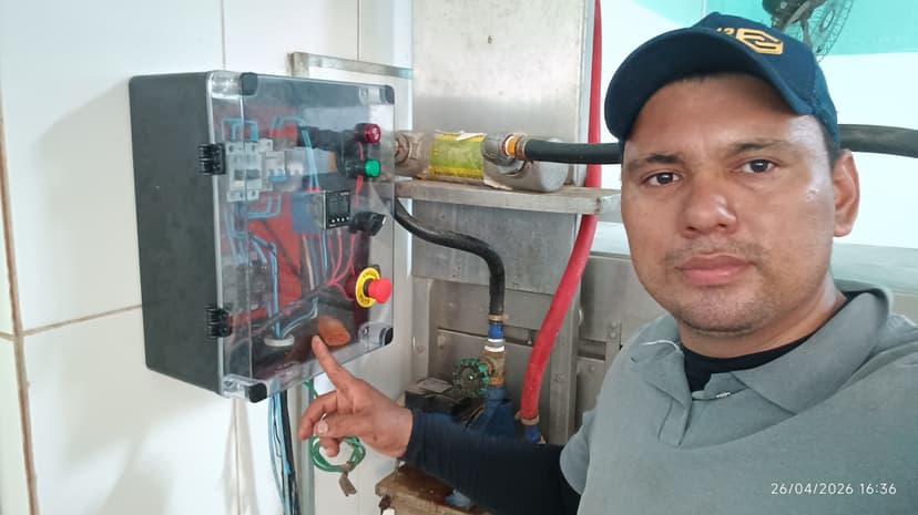 Trabalho de eletricista por PABLO CARDOSO