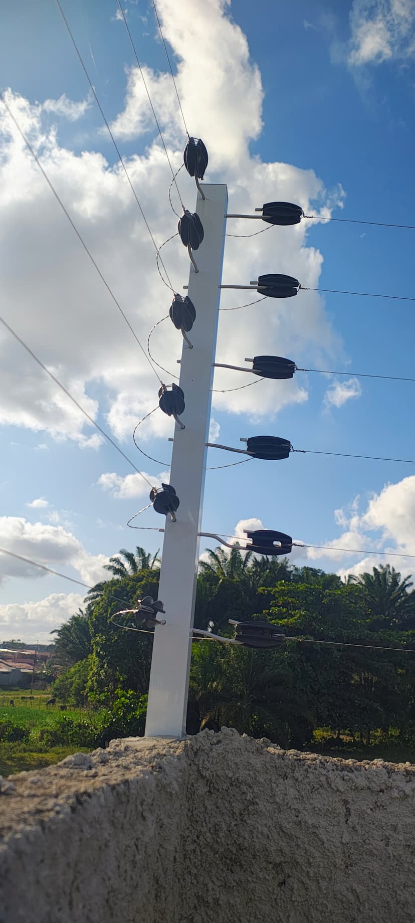 Trabalho de eletrotécnico por BETEL SECURITY SOLAR