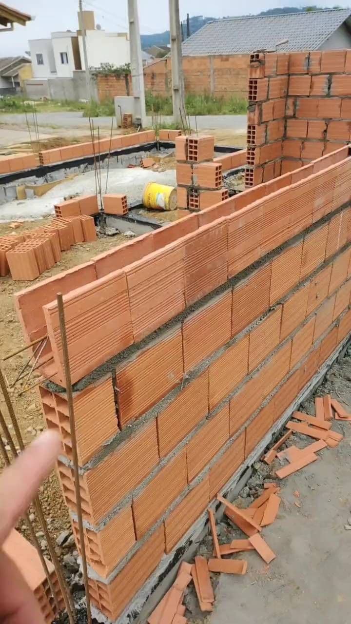 Trabalho de pedreiro por Michel elétrica & reforma em Geral