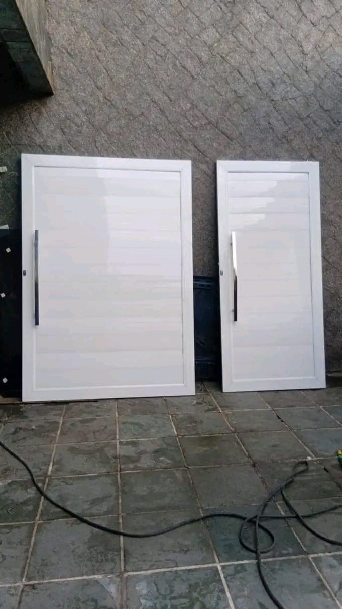 Trabalho de serralheiro por serralheria Barcelos