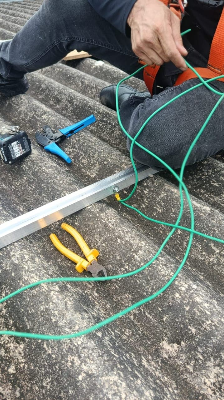 Trabalho de eletricista por WC ENERGY